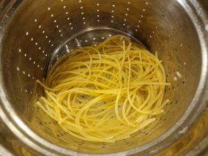Spaghetti all’Assassina. La vera ricetta descritta dal suo inventore Enzo Francavilla