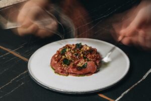 Da braceria di famiglia a ristorante di carne premiato. A Terlizzi diventa realtà il sogno di Valerio Dello Russo