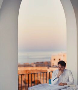 Sodalizio concluso tra chef Martino Ruggieri e Grotta Palazzese, resta un mistero il motivo della rottura