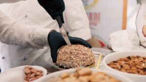 Tradizioni dolciarie pugliesi a base di mandorle: da “l’Rmeur” al “Mandorlaccio”