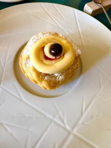 Le zeppole di San Giuseppe: storia di un dolce pugliese