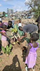 Plant for future: un progetto di riforestazione nato in Puglia ed esportato anche a Nairobi