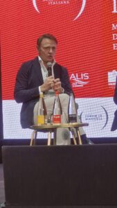 Intervista al Ministro Lollobrigida: “Il nostro comparto agricolo è competitivo nonostante la situazione internazionale”