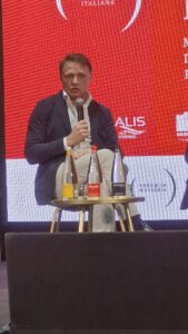 Intervista al Ministro Lollobrigida: “Il nostro comparto agricolo è competitivo nonostante la situazione internazionale”