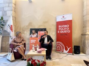 Barbara Nappini a Corato per la presentazione del libro “La natura bella delle cose”