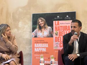 Barbara Nappini a Corato per la presentazione del libro “La natura bella delle cose”