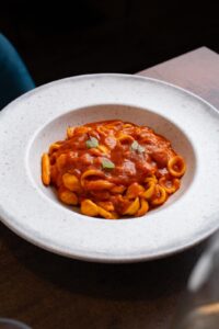 Non solo crudo di mare: ecco perché Radicale non somiglia a nessun altro ristorante di Bari