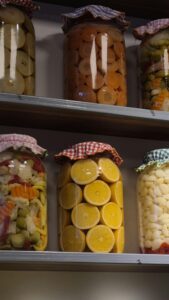 Torna la stagione delle conserve: quello che devi sapere prima di mettere il coperchio